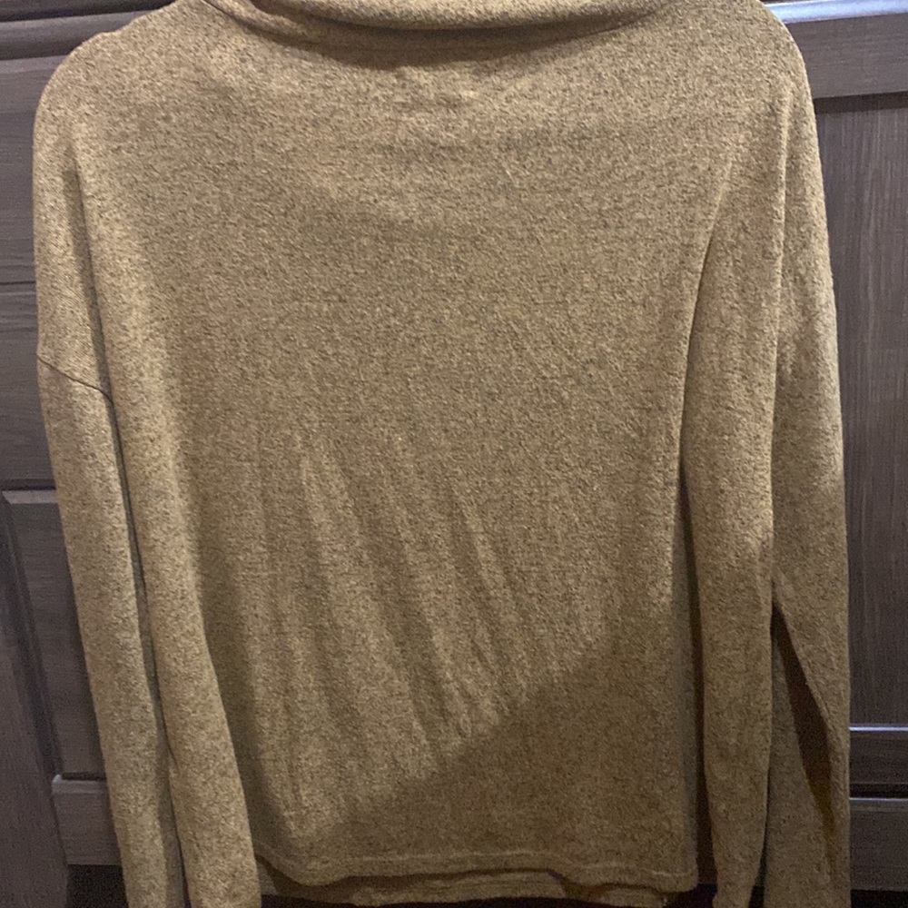 24/7 solid button cowl neck pullover , sweater , gold , cozy EUC size M maurices - Picture 7 of 7